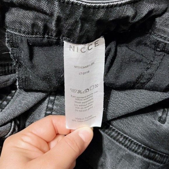 NICCE Men’s Sz L 32" Waist Washed Black Skinny Fit Jeans Back Logo RIPPED!‎ - Picture 7 of 14